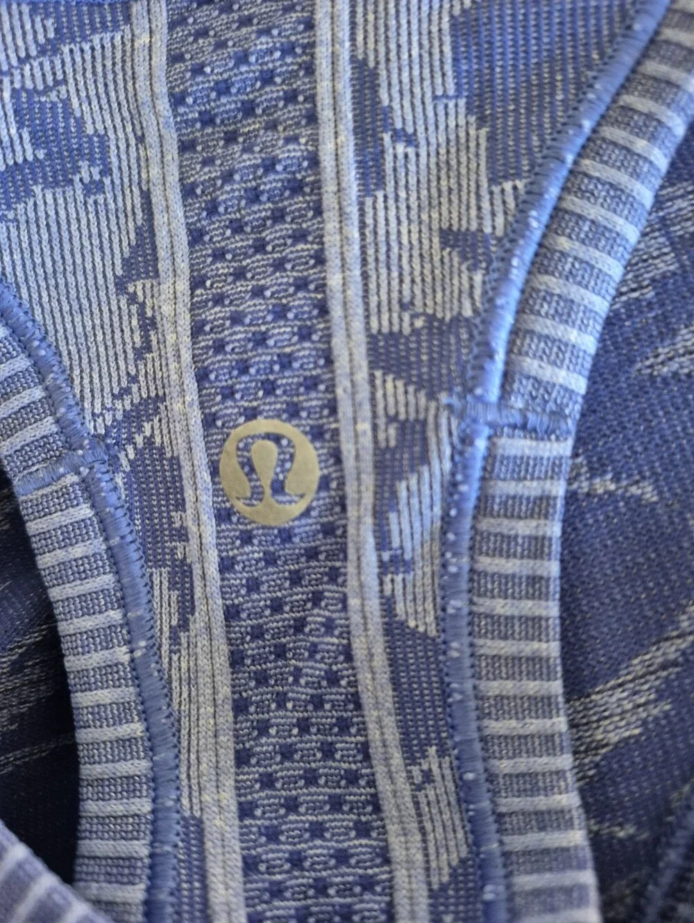 Lululemon Top Swiftly Tech Blue Racerback Size 6